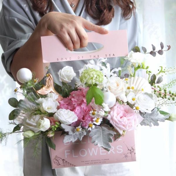 gift wrap handbag long tote clear bag collocation floral packing box transparent pvc flower bouquet case suppiles bagging
gift wrap handbag long tote clear bag collocation floral packing box transparent pvc flower bouquet case suppiles bagging