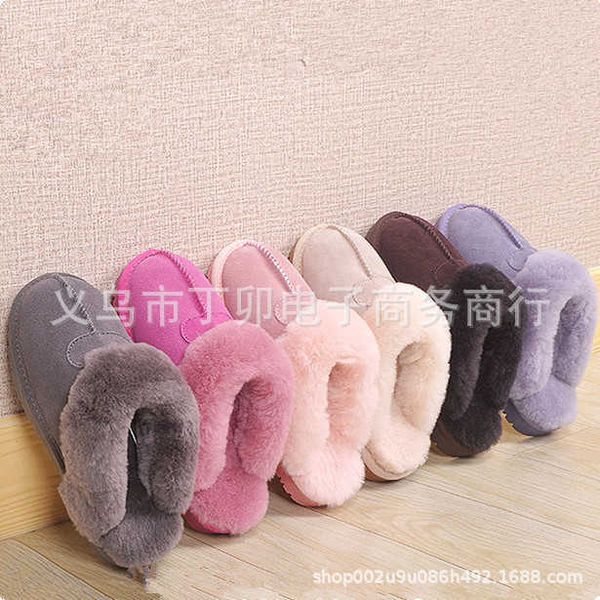 snow 5125 cowhide baotou flat bottomed couple large winter boots qiansong yitong slippers, Black
snow 5125 cowhide baotou flat bottomed couple large winter boots qiansong yitong slippers, Black
