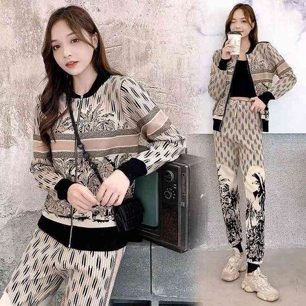 2022 factory wholesale new autumn product ink style zipper coat harlan pants suit women z3co, Gray
2022 factory wholesale new autumn product ink style zipper coat harlan pants suit women z3co, Gray