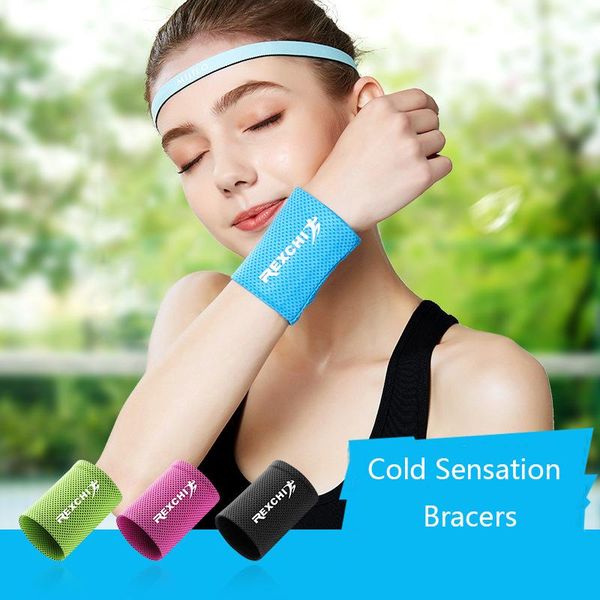 wrist support sports summer wristband cold feeling breathable sweat-absorbent fitness running riding cool towel glove 1pc, Black;red
wrist support sports summer wristband cold feeling breathable sweat-absorbent fitness running riding cool towel glove 1pc, Black;red
