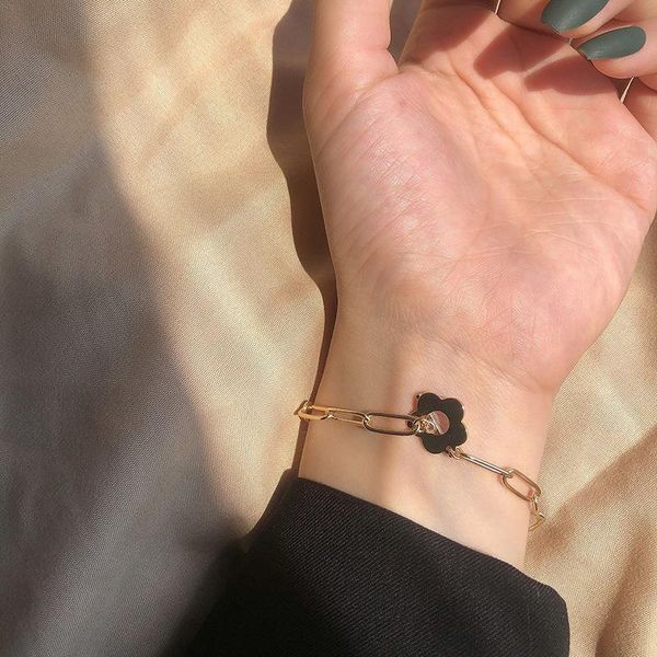 bangle v-533 personality european and american style bracelet female chain creative hip-hop flower jewelry, Black
bangle v-533 personality european and american style bracelet female chain creative hip-hop flower jewelry, Black