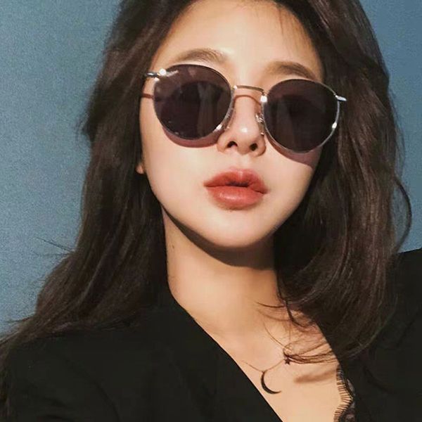 ocean clear colored lens metal frame sunglasses retro woman eyeglasses male sun glasses round gold uv400 protection uva uvb protective for e, White;black
ocean clear colored lens metal frame sunglasses retro woman eyeglasses male sun glasses round gold uv400 protection uva uvb protective for e, White;black