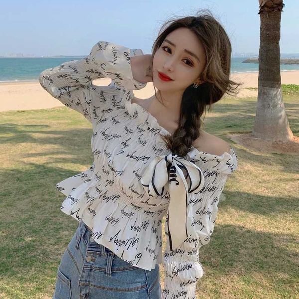 fungus slash neck flare sleeve letter blouse women short off shoulder wild slim summer print blusas mujer retro chic 210610, White
fungus slash neck flare sleeve letter blouse women short off shoulder wild slim summer print blusas mujer retro chic 210610, White