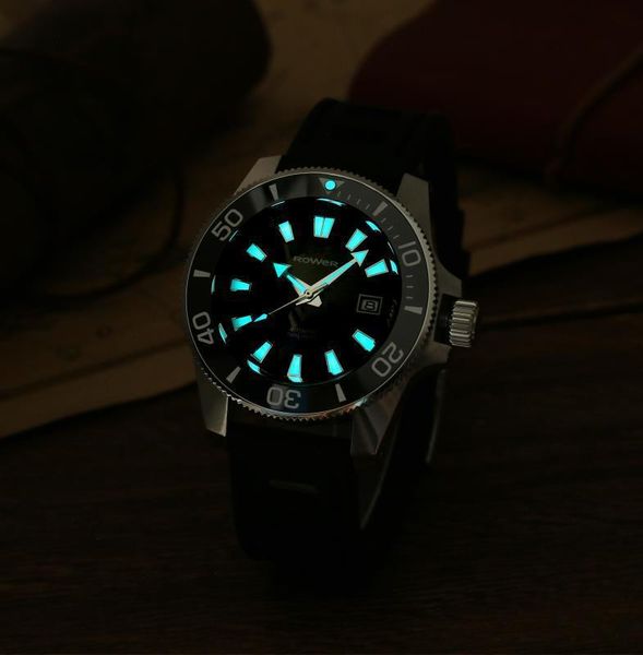 wristwatches 2021 goffel's diving watch rower swiss luminous automatic mechanical movement 500m waterproof and can be labeled, Slivery;brown
wristwatches 2021 goffel's diving watch rower swiss luminous automatic mechanical movement 500m waterproof and can be labeled, Slivery;brown