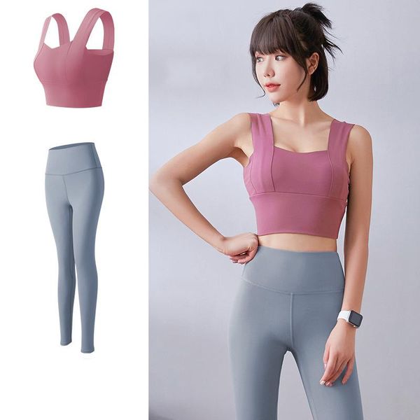 arrival elastic fabric sports yoga set for women running boxing cycling gym bras pants breathable suit outfit
arrival elastic fabric sports yoga set for women running boxing cycling gym bras pants breathable suit outfit