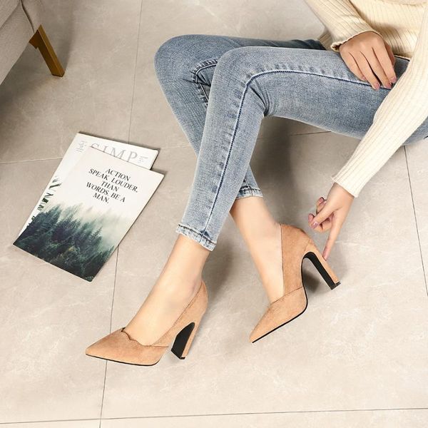 dress shoes anance women's pointed high heels nightclub thick heel shallow mouth women suede professional ol, Black
dress shoes anance women's pointed high heels nightclub thick heel shallow mouth women suede professional ol, Black