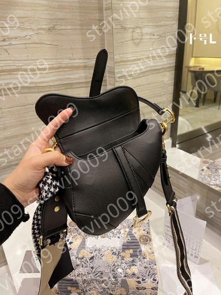 women's designers luxury shoulder bag genuine leather totes saddle baby purse handbag message bags gallliano cluth brand classic crossb
women's designers luxury shoulder bag genuine leather totes saddle baby purse handbag message bags gallliano cluth brand classic crossb