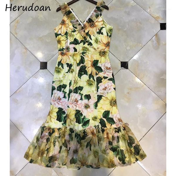 herudoan 2021 summer runway cotton dresses women fashion sleeveless ruffle v-neck floral-print vintage elegant party casual, Black;gray
herudoan 2021 summer runway cotton dresses women fashion sleeveless ruffle v-neck floral-print vintage elegant party casual, Black;gray