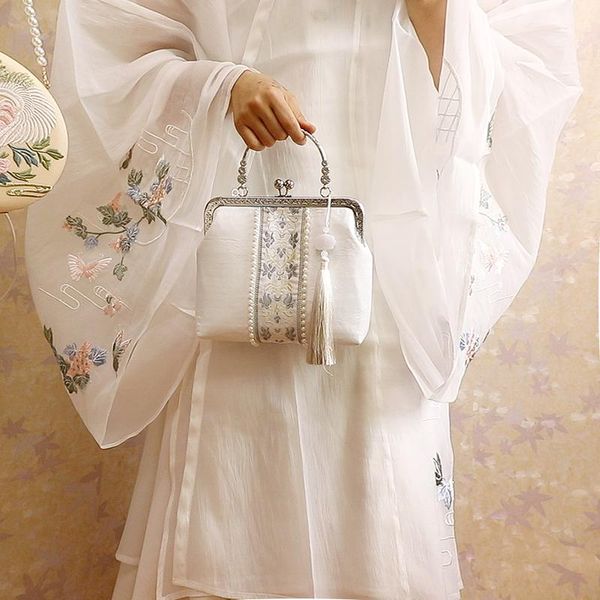 shoulder bags cotton ancient style hanfu japan fairy embroidery evening bag mini totes cloth purse
shoulder bags cotton ancient style hanfu japan fairy embroidery evening bag mini totes cloth purse