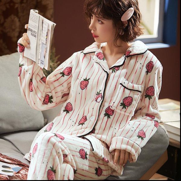 winter thick flannel warm women sleepwear pajamas pyjamas cute coral fleece sheep female pajama set home suit, Black;red
winter thick flannel warm women sleepwear pajamas pyjamas cute coral fleece sheep female pajama set home suit, Black;red