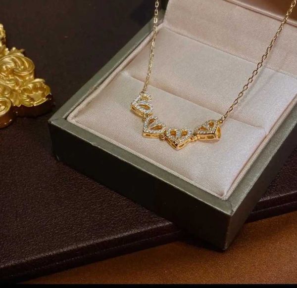 women's zircon crystal pendant necklace, luxury jewelry, heart-shaped, folded flowers, elegance, party, wedding, 2021 new series, Silver
women's zircon crystal pendant necklace, luxury jewelry, heart-shaped, folded flowers, elegance, party, wedding, 2021 new series, Silver