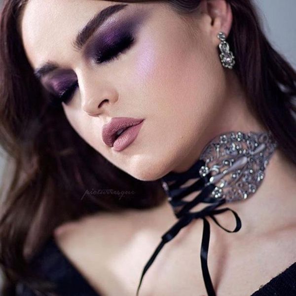 chokers foreign trade steampunk korean velvet choker oversized hollow out gothic style flower metal necklace ladies trendy jewelry, Golden;silver
chokers foreign trade steampunk korean velvet choker oversized hollow out gothic style flower metal necklace ladies trendy jewelry, Golden;silver