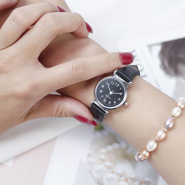 wristwatches 1pcs classic women's casual quartz leather band strap watch round analog clock wrist watches for women girls, Slivery;brown
wristwatches 1pcs classic women's casual quartz leather band strap watch round analog clock wrist watches for women girls, Slivery;brown
