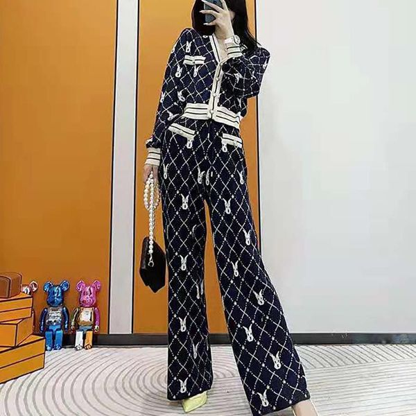 women's two piece pants plaid designer knited set women autumn winter casual long sleeve sweater cardigan coat +wide leg pant suit, White
women's two piece pants plaid designer knited set women autumn winter casual long sleeve sweater cardigan coat +wide leg pant suit, White