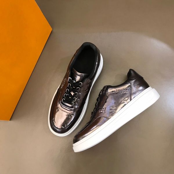2021 ace luxury casual shoes triple black sneakers man woman designer flat skate bee snake stripe star platform vintage mens dress a08
2021 ace luxury casual shoes triple black sneakers man woman designer flat skate bee snake stripe star platform vintage mens dress a08