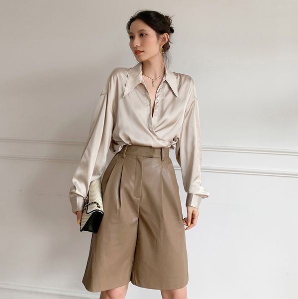 vintage champagne satin shirt lady sleeve overshirt spring of the women clothes, White
vintage champagne satin shirt lady sleeve overshirt spring of the women clothes, White