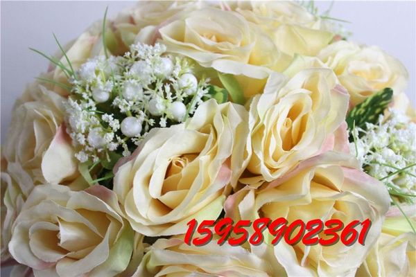2021 style -champagne -10pcs/lot wedding road lead artificial wedding table flower center flower ball decoration
2021 style -champagne -10pcs/lot wedding road lead artificial wedding table flower center flower ball decoration