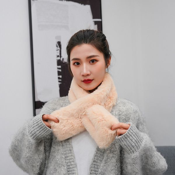 2021 autumn and korean women's winter imitation rabbit hair warm fur scarf, Blue;gray
2021 autumn and korean women's winter imitation rabbit hair warm fur scarf, Blue;gray