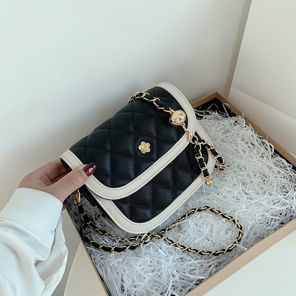 2021 new messenger bag pu leather lady designer small square package fashion simple diamond shoulder bags
2021 new messenger bag pu leather lady designer small square package fashion simple diamond shoulder bags