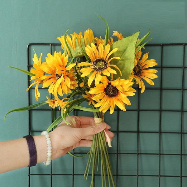 decorative flowers & wreaths beautiful sunflower artificial flower bouquet wedding decoration party supplies green plant leaf fake for home
decorative flowers & wreaths beautiful sunflower artificial flower bouquet wedding decoration party supplies green plant leaf fake for home