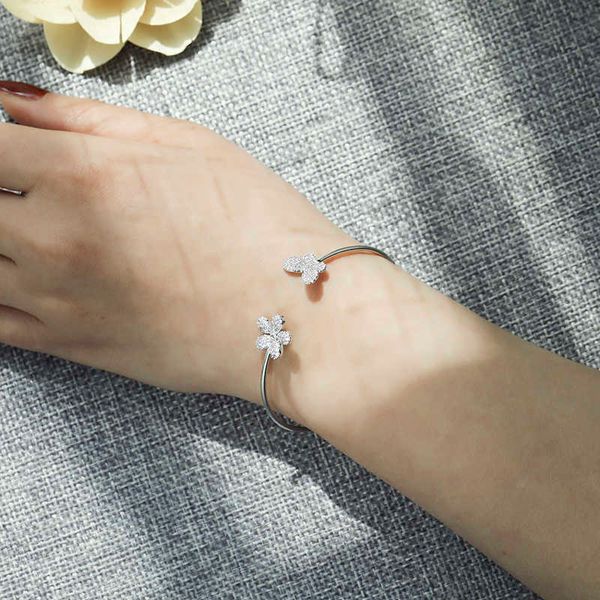 new fashionable bracelet with zircon insert for ladies with adjustable opening butterfly bracelet q0717, Black
new fashionable bracelet with zircon insert for ladies with adjustable opening butterfly bracelet q0717, Black