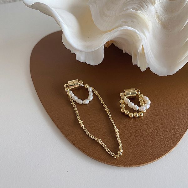 french double-layer freshwater pearl magnet earbone clip versatile minority temperament fashion earrings cold wind, Golden
french double-layer freshwater pearl magnet earbone clip versatile minority temperament fashion earrings cold wind, Golden