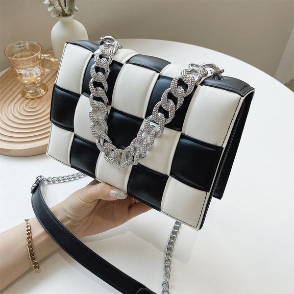 evening bags hand-woven bag 2021 fashion pu leather women's designer handbag chain shoulder messenger
evening bags hand-woven bag 2021 fashion pu leather women's designer handbag chain shoulder messenger