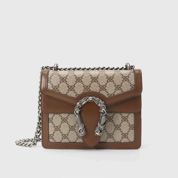 handbag style women's bag with cross body, old flower color contrast, leisure one shoulder small square car, sewing chain, dionysian, Black;red
handbag style women's bag with cross body, old flower color contrast, leisure one shoulder small square car, sewing chain, dionysian, Black;red