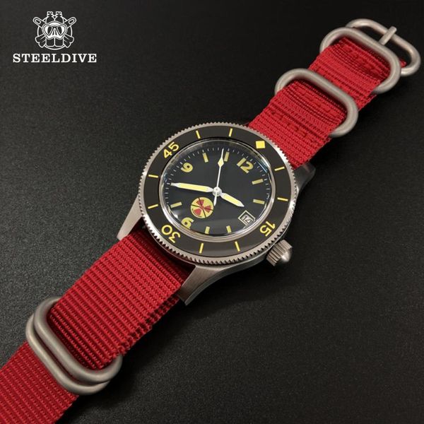 wristwatches steeldive 1952 first dive watch re-engraved special edition chinese red men's mechanical watches 316l steel men wristwatch, Slivery;brown
wristwatches steeldive 1952 first dive watch re-engraved special edition chinese red men's mechanical watches 316l steel men wristwatch, Slivery;brown