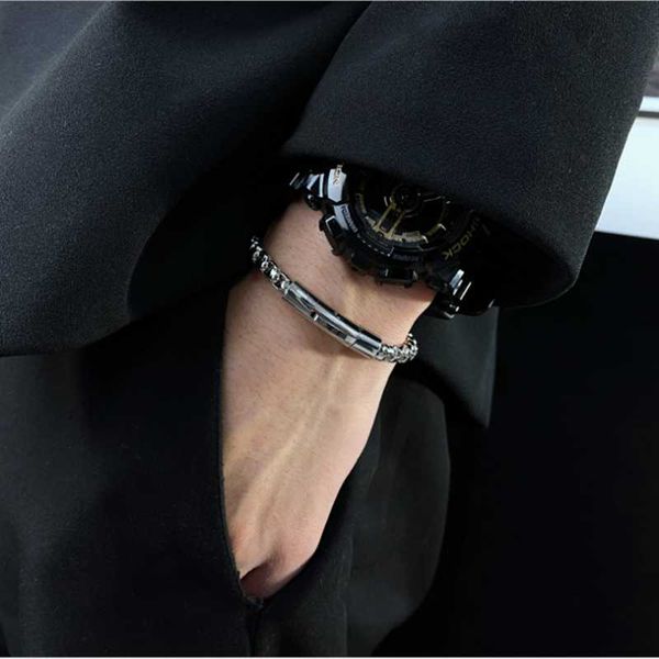 south korean version of the stainless steel men's simple bracelet creative personality trend retro hip-hop accessories charm bracelets, Golden;silver
south korean version of the stainless steel men's simple bracelet creative personality trend retro hip-hop accessories charm bracelets, Golden;silver