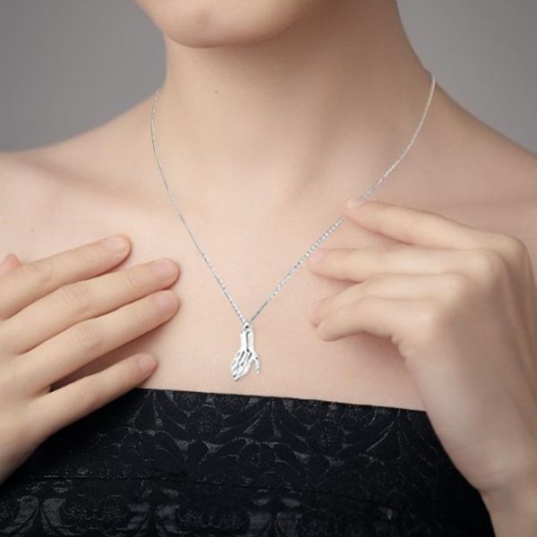 chokers vintage style simple couple hand magnetic necklaces for women golden color clavicle chain jewelry party gifts prom accessories, Golden;silver
chokers vintage style simple couple hand magnetic necklaces for women golden color clavicle chain jewelry party gifts prom accessories, Golden;silver