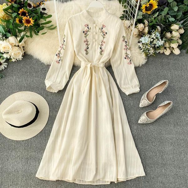 women's cheongsam improved dress elegant embroidered stand collar bow lace up waist slimming long dress spring summer ml855 x0521, Black;gray
women's cheongsam improved dress elegant embroidered stand collar bow lace up waist slimming long dress spring summer ml855 x0521, Black;gray