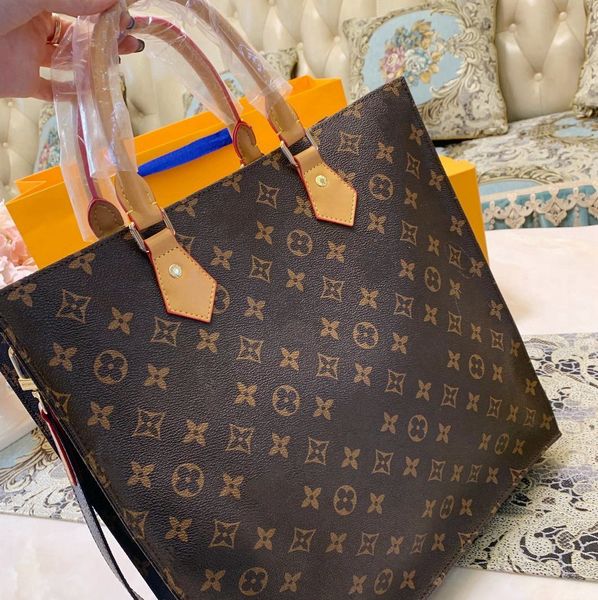 TOP selling Luxury Brand Leather bag Wallet Hight quality handbags backpack womens shoulder Handbag Totes Bags -L4293, Red;black
TOP selling Luxury Brand Leather bag Wallet Hight quality handbags backpack womens shoulder Handbag Totes Bags -L4293, Red;black