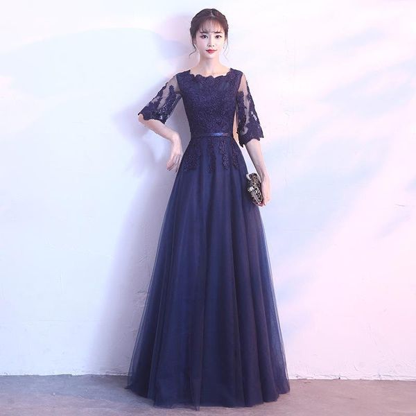 black lace appliques trim mesh pleated dresses female elegant o-neck banquet gown flare sleeve long formal party dress ethnic clothing, Red
black lace appliques trim mesh pleated dresses female elegant o-neck banquet gown flare sleeve long formal party dress ethnic clothing, Red