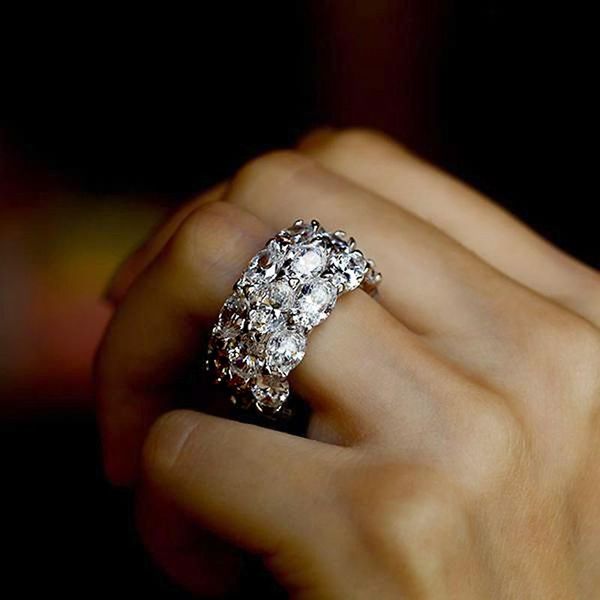 wedding rings bling women's with oval cubic zirconia crystal shiny accessories for party jewelry statement ring, Slivery;golden
wedding rings bling women's with oval cubic zirconia crystal shiny accessories for party jewelry statement ring, Slivery;golden