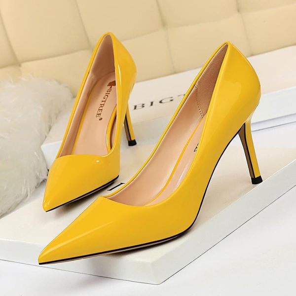 dress shoes plus size 34-44 women pointed toe pumps patent leather high heels boat wedding zapatos mujer 2021 bigtree, Black
dress shoes plus size 34-44 women pointed toe pumps patent leather high heels boat wedding zapatos mujer 2021 bigtree, Black