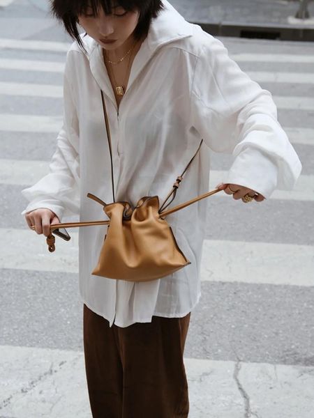 evening bags bag 2021 leather rope bucket niche temperament fold soft dumplings slanted
evening bags bag 2021 leather rope bucket niche temperament fold soft dumplings slanted