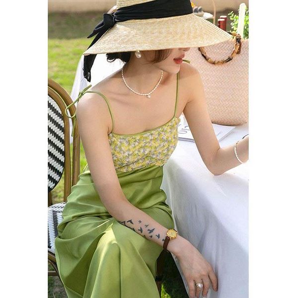 casual dresses vintage sling dress women green satin pack hip one step lace flower stitching french beach holiday 2021 summer, Black;gray
casual dresses vintage sling dress women green satin pack hip one step lace flower stitching french beach holiday 2021 summer, Black;gray