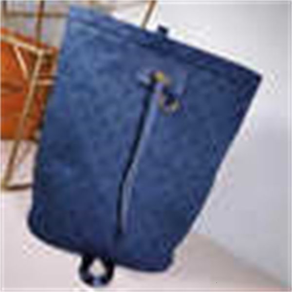 spring leather ale m44617 new large-capacity 2020 brand and summer men's backpacks fashion shows oxidized designer business totes messe
spring leather ale m44617 new large-capacity 2020 brand and summer men's backpacks fashion shows oxidized designer business totes messe