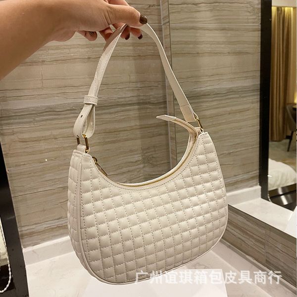 outlet 2021 cl mid ancient ava rhombic embroidery portable crescent single shoulder underarm stick bag designers handbag yw
outlet 2021 cl mid ancient ava rhombic embroidery portable crescent single shoulder underarm stick bag designers handbag yw