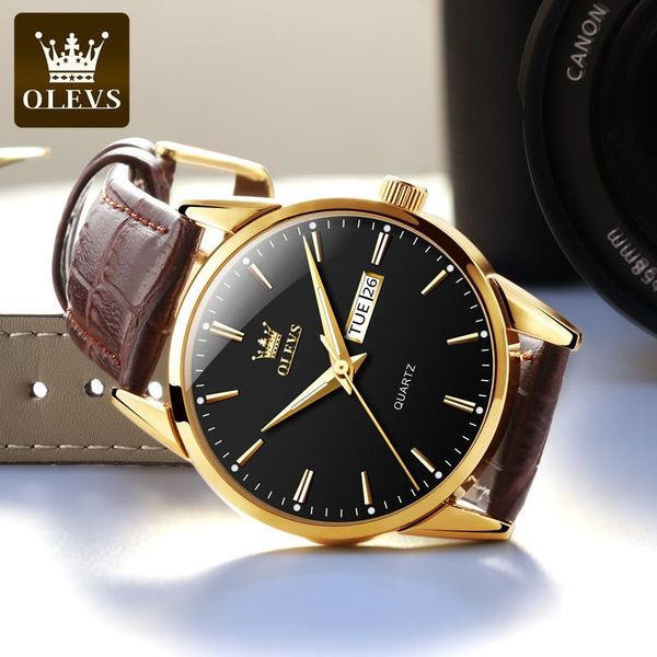 wristwatches couple watch fashion quartz dual calendar waterproof men's calendar, week display, Slivery;brown 
wristwatches couple watch fashion quartz dual calendar waterproof men's calendar, week display, Slivery;brown