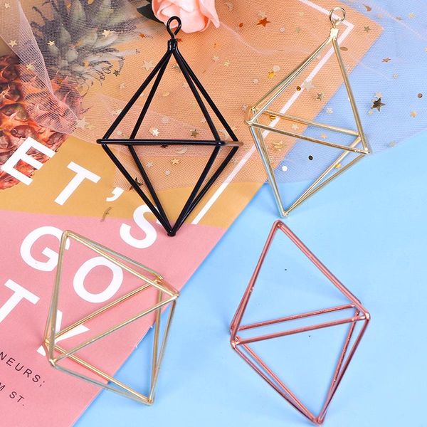 decorative objects & figurines 1pc hanging planters geometric swing wrought iron tillandsia air plants holder triangular shaped metal rack
decorative objects & figurines 1pc hanging planters geometric swing wrought iron tillandsia air plants holder triangular shaped metal rack