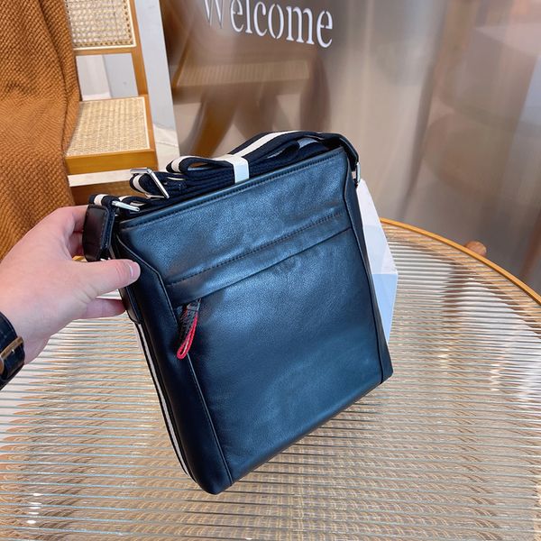 designer bag shoulder bags crossbody women's genuine leather luxury classic retro fashion brand softness chain letter totes
designer bag shoulder bags crossbody women's genuine leather luxury classic retro fashion brand softness chain letter totes