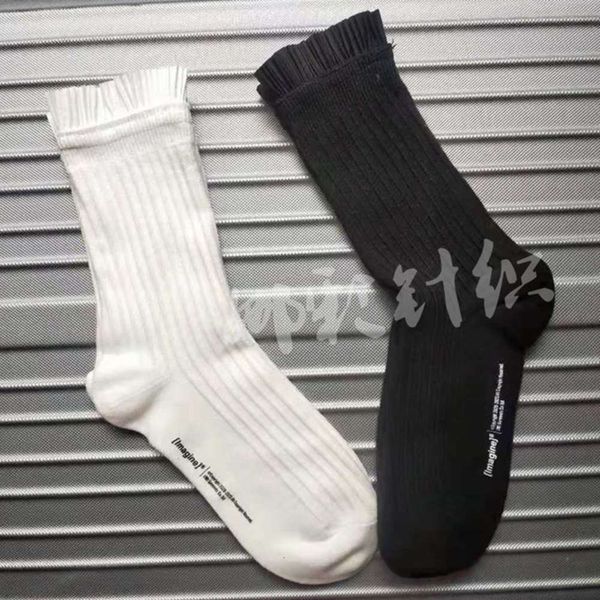 pleated lace medium tube socks net red versatile fashion black and white shoes, Black;white
pleated lace medium tube socks net red versatile fashion black and white shoes, Black;white
