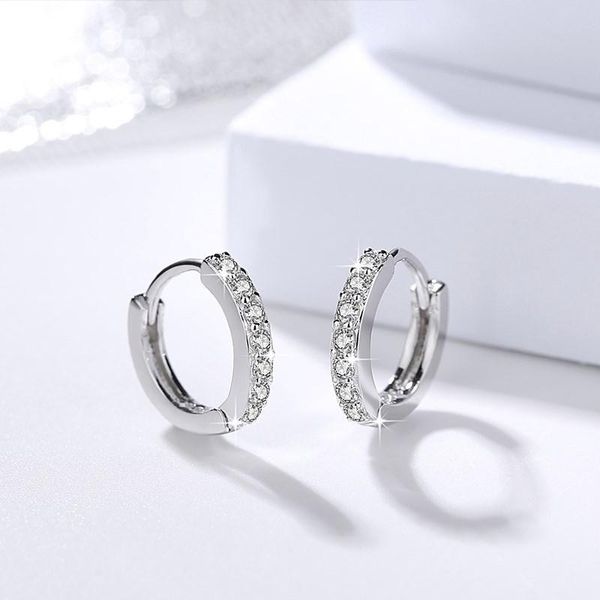 hoop & huggie ranjunxun round crystal small earrings for women luxury tragus piercing zircon earings fashion jewelry 2021, Golden;silver
hoop & huggie ranjunxun round crystal small earrings for women luxury tragus piercing zircon earings fashion jewelry 2021, Golden;silver