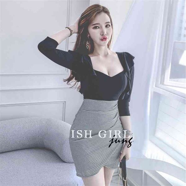 autumn outfit han edition aristocratic temperament low-cut square neck falbala grid high pockets hip dress 210602, Black;gray
autumn outfit han edition aristocratic temperament low-cut square neck falbala grid high pockets hip dress 210602, Black;gray