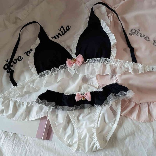 lolita cute bunny girl cosplay japanese kawaii underwear set anime cos black rabbit ear tube wireless pink bra and panty set 210322, Red;black
lolita cute bunny girl cosplay japanese kawaii underwear set anime cos black rabbit ear tube wireless pink bra and panty set 210322, Red;black