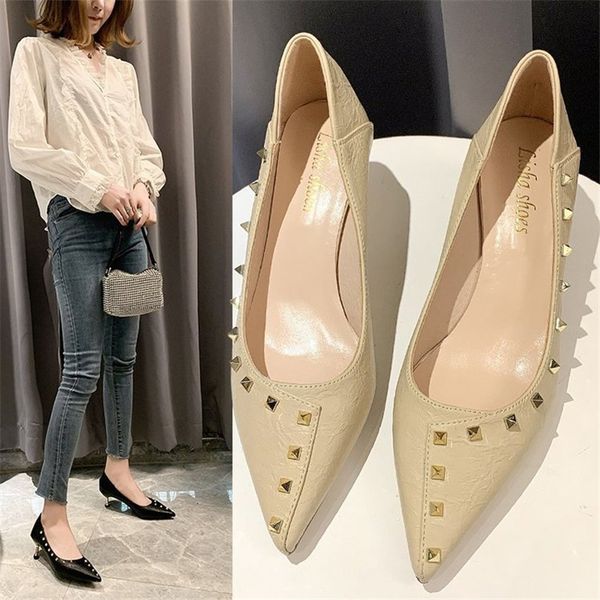 womens shoes autumn new rivet high-heeled womens shoes cm mid-heel all-match single shoes1, Black
womens shoes autumn new rivet high-heeled womens shoes cm mid-heel all-match single shoes1, Black