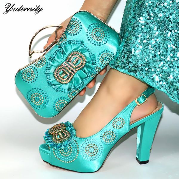 dress shoes african style woman and bags set italian decorated with crystal matching for party, Black
dress shoes african style woman and bags set italian decorated with crystal matching for party, Black