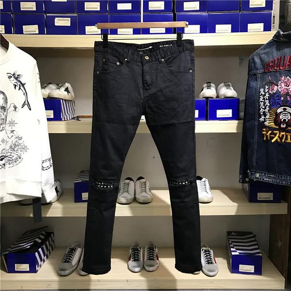 high 2021 classic vintage morden luxurious crown pu knee metal rivets jeans cotton denim pants comfort casual 28-38 #d6 men's, Blue
high 2021 classic vintage morden luxurious crown pu knee metal rivets jeans cotton denim pants comfort casual 28-38 #d6 men's, Blue